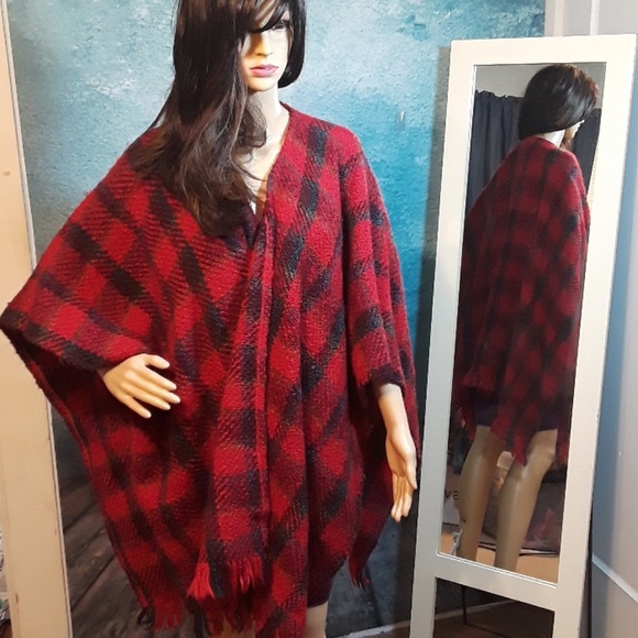 Vintage Jackets & Blazers - Vintage handmade Boyne Valley Weavers Irish wrap